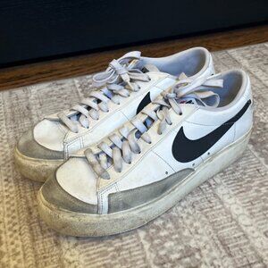 Nike Blazer Platform Low White Black Size 10 Women